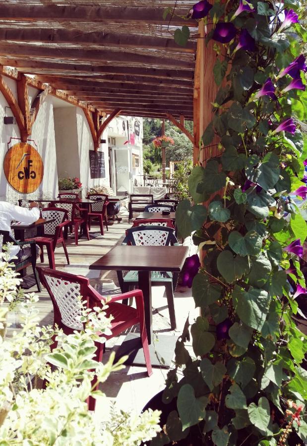 L'Auberge D'Eygliers ภายนอก รูปภาพ
