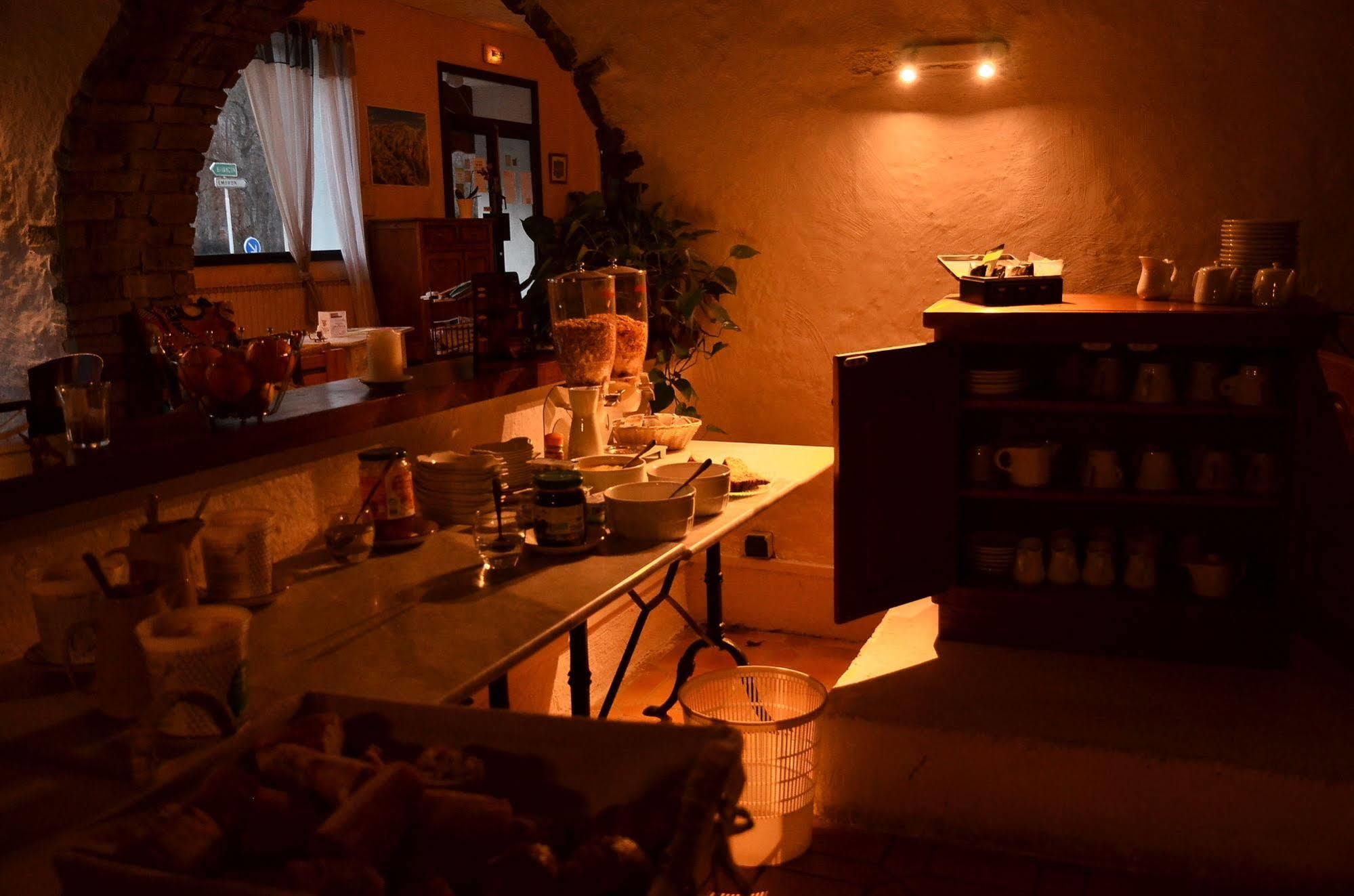 L'Auberge D'Eygliers ภายนอก รูปภาพ